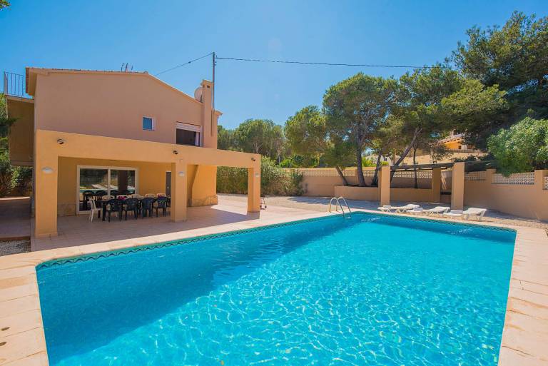 Villa with private pool, garden & barbeque — photo 5