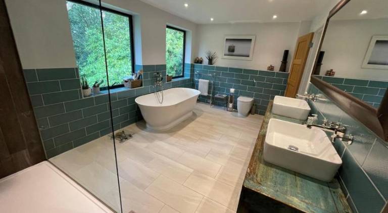 Villa with jacuzzi — photo 2