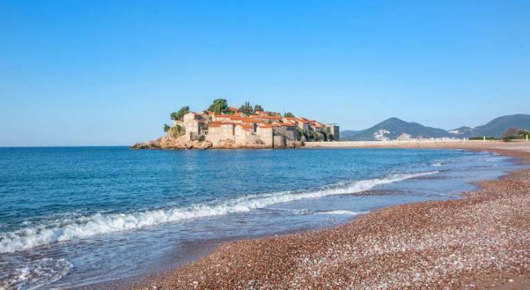Montesan Luxury Apartments Beach Front in Becici
