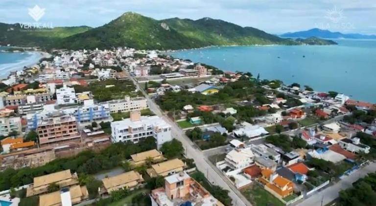 Holiday apartment with 2 rooms for 7 persons in Bombinhas