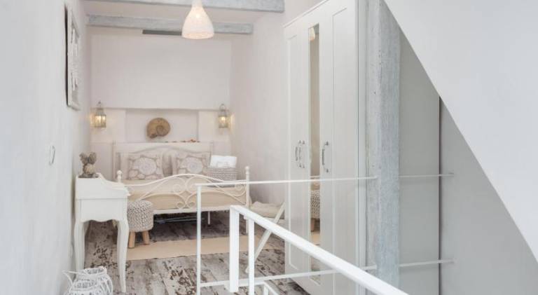Beautiful house with patio | Pets allowed — photo 4