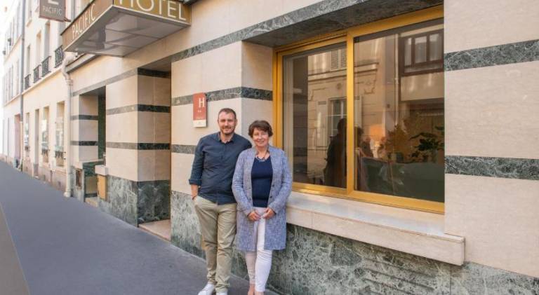 Au Pacific Hotel in Issy-les-Moulineaux