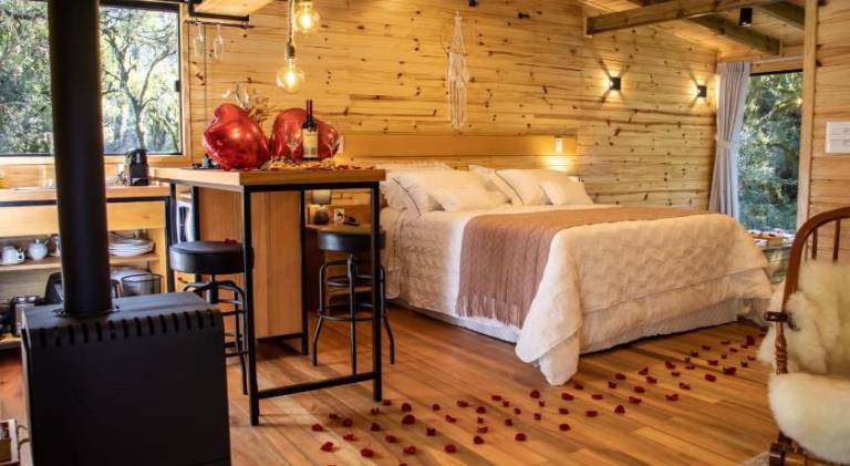 Chalet with barbecue, garden & terrace in Urubici