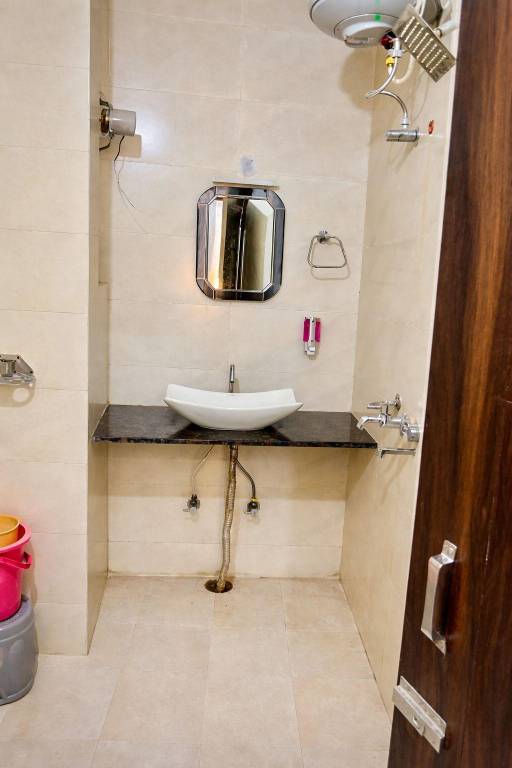 Hotel 4U - Rishikesh, Luxury Rooms & Free Parking — photo 3