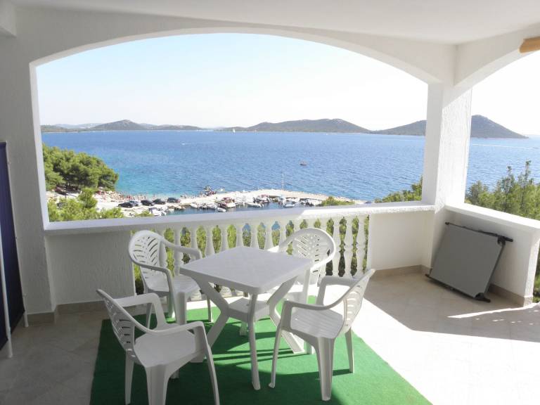 Apartament Drage