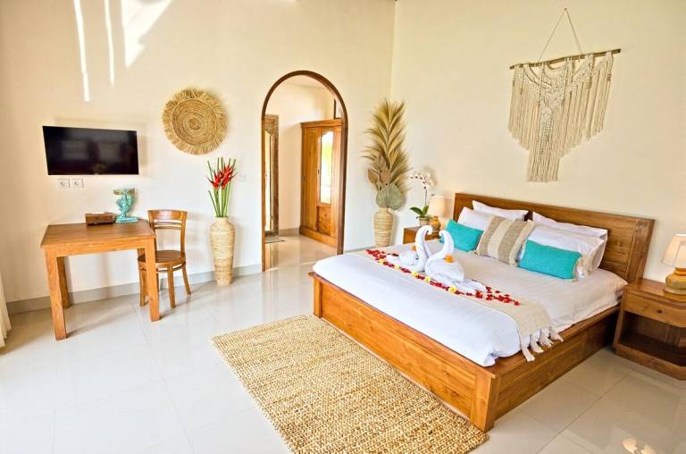 Villa with grill, pool & garden in Tegallalang
