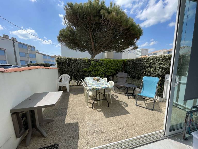 Cozy studio with terrace and parking 300m from the beach — photo 2