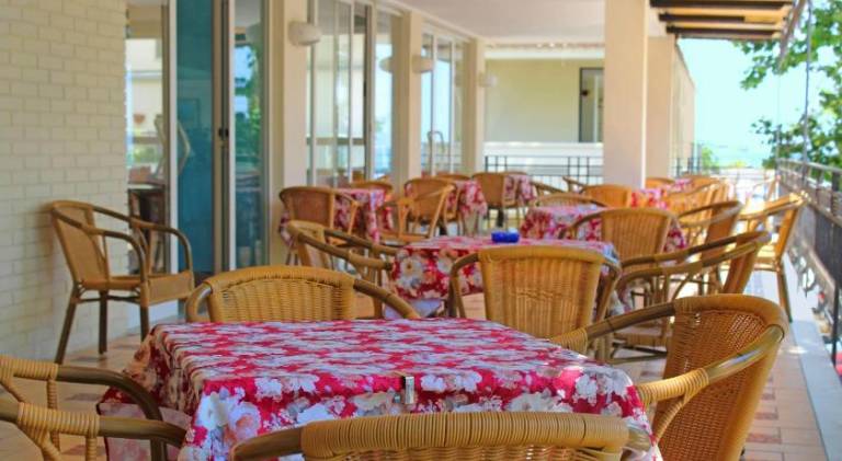Hotel Bristol - a 30 mt dalla spiaggia — photo 5