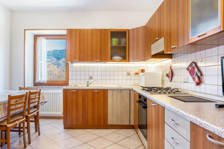 Apartment 'L'Edera 2' with Mountain View, Shared Garden and Wi-Fi — photo 5