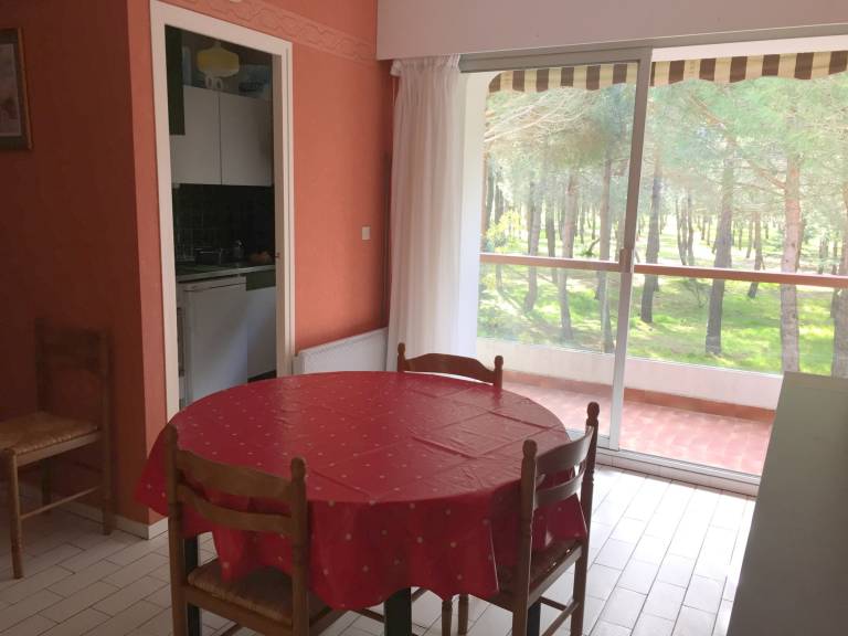 Apartment | Beach nearby | Pets allowed — photo 2