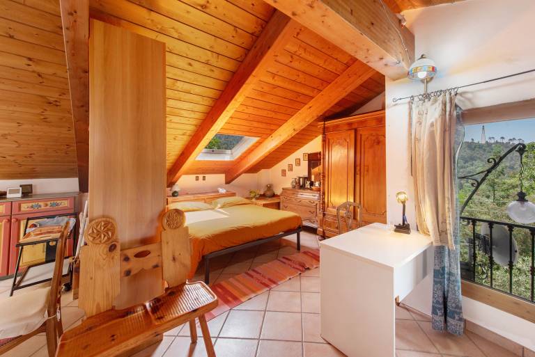 Country House 'La Liguria Tra Gli Ulivi 2' with Mountain View, Wi-Fi, and Air Conditioning — photo 4