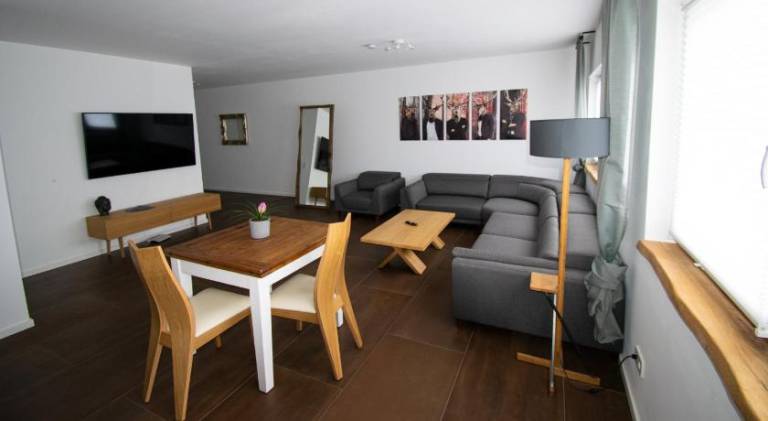 140 m&sup2; Ferienwohnung