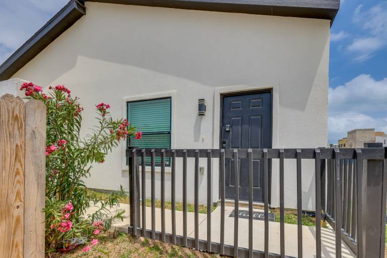 Walkable & Modern! South Padre Studio By Beach — photo 4