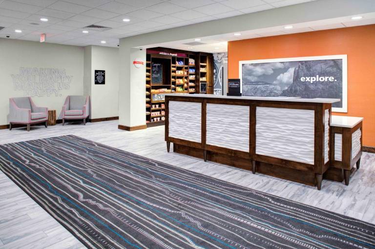 Hampton Inn & Suites Flagstaff East — photo 5