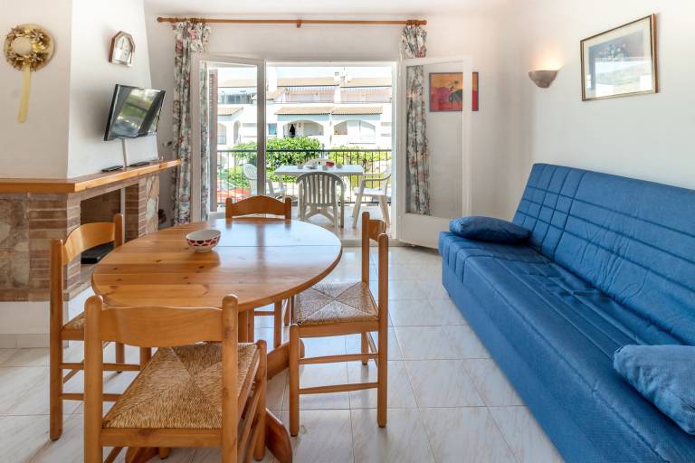 Rental apartment with barbeque & terrace | Sea view — photo 4