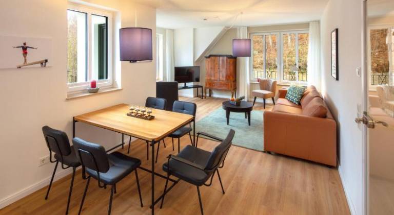 Beautiful rental apartment with patio & yard | Perfect for remote work | Pet-friendly — photo 3