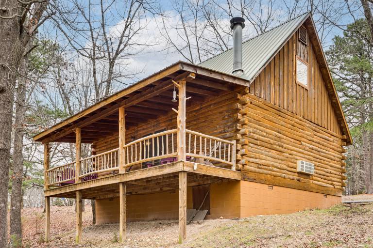3 Mi to Dtwn! Nature-Filled Eureka Springs Cabin — photo 2