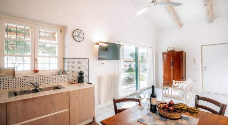 Beautiful vacation home with pool | Pets allowed — photo 4