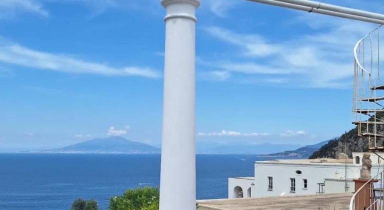 Vacation home with 3 rooms for 5 persons in Anacapri