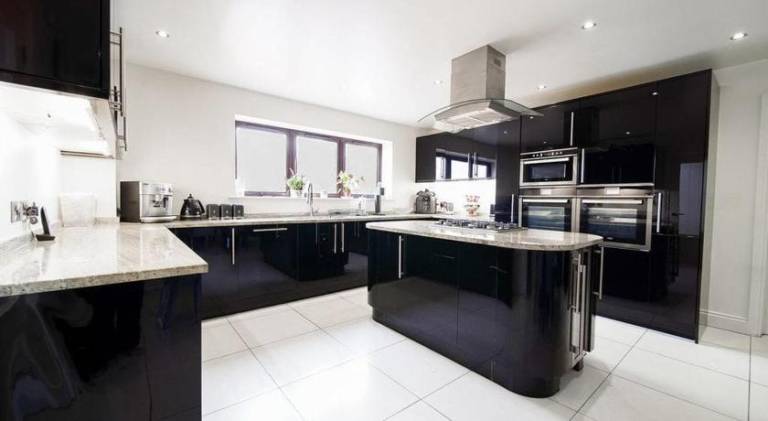 House with 6 rooms for 11 persons — photo 4