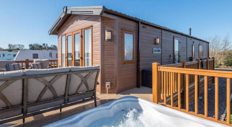 Vacation home with hot tub in Skegness