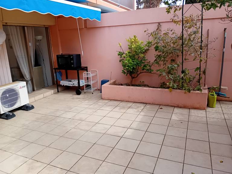 Family-friendly apartment with BBQ & patio | Close to the beach | Dogs allowed — photo 2