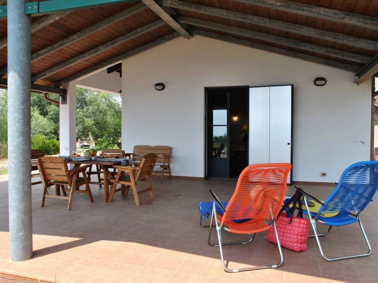 Holiday apartment with garden, terrace & pool — photo 4