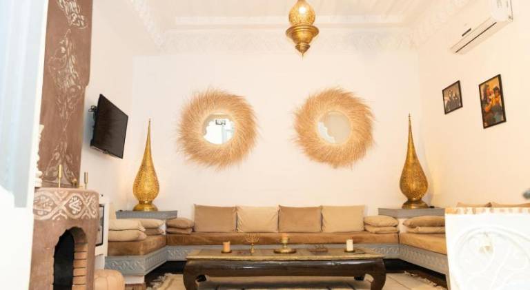 Villa with pool | Pets allowed — photo 4