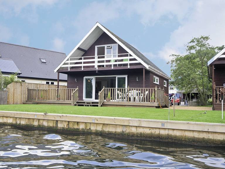 Cottage  Horning
