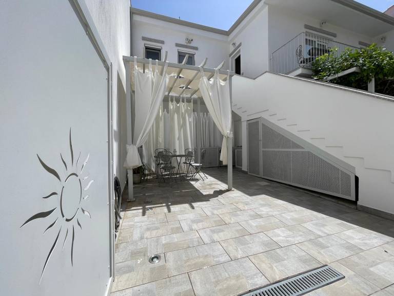 Holiday apartment with patio, barbecue & fast internet | Mountain view — photo 3