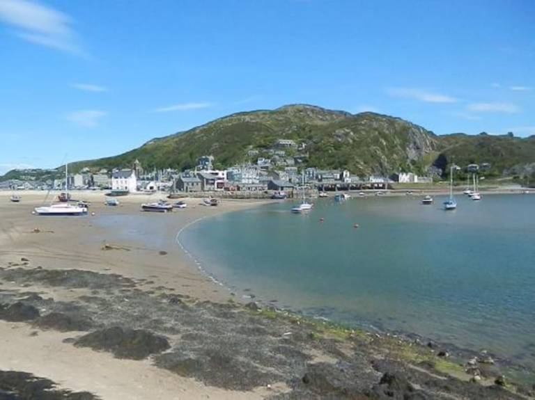 Apartment  Fairbourne