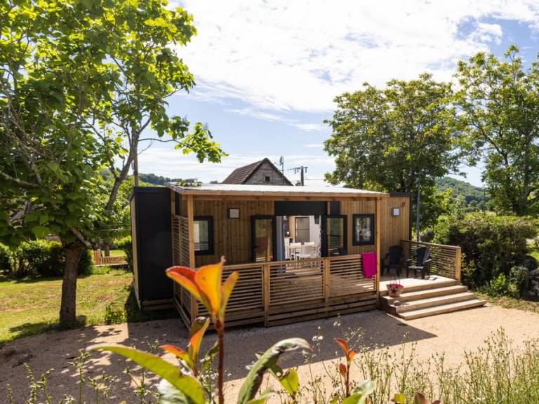 Mobile home with terrace & heated pool — photo 4