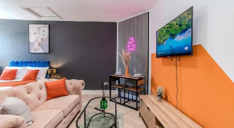 Beautiful Studio Next to Beach & Shopping Centre in Brighton