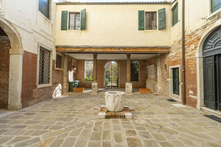 Apartment  Santa Croce