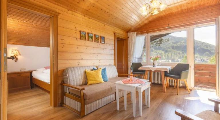 Apartment with garden, patio & sauna — photo 2
