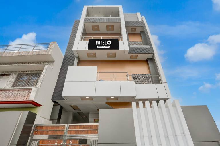Super Hotel O Bareilly Near Satellite Bus Stand
