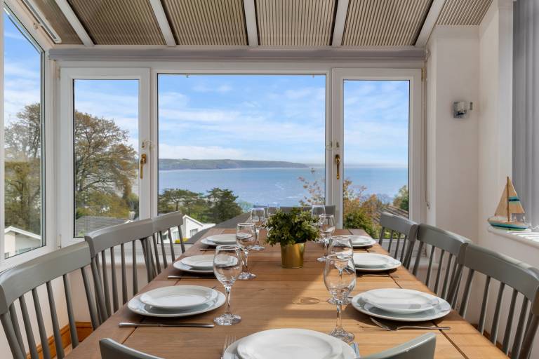 Child-friendly vacation home with yard & patio | Beach view | Close to the beach | Pets allowed — photo 2