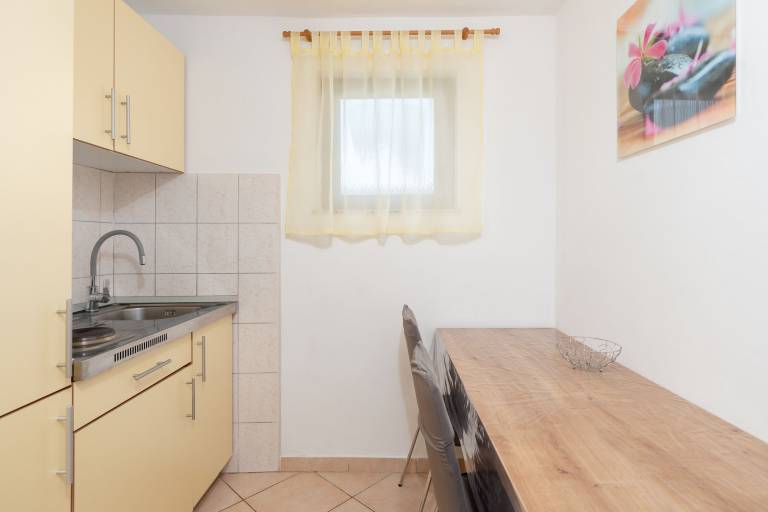 Rental apartment with terrace | Garden view — photo 5