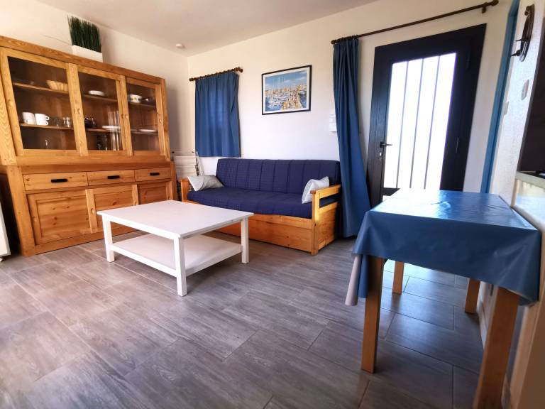 Holiday apartment with pool in Agde