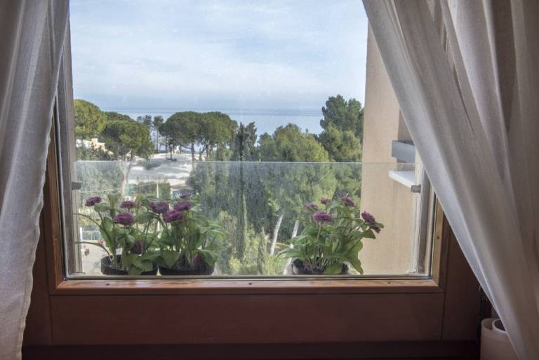 Family-oriented charming apartment with terrace | Sea view | Beach nearby | Pets are welcome — photo 2