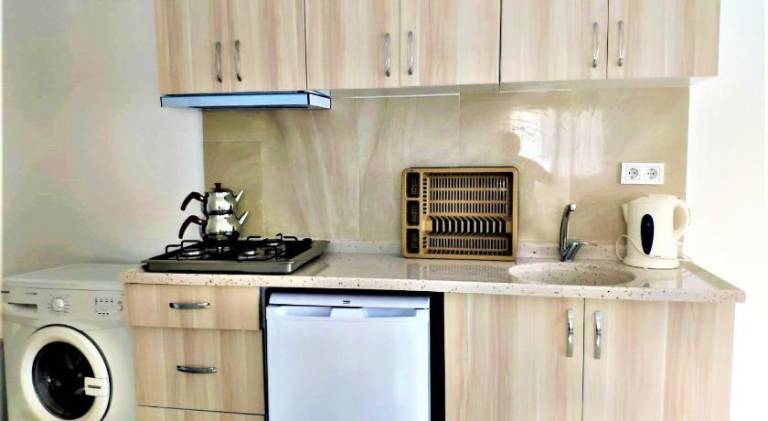 Serviced apartment with pool, BBQ & yard in Ortaca