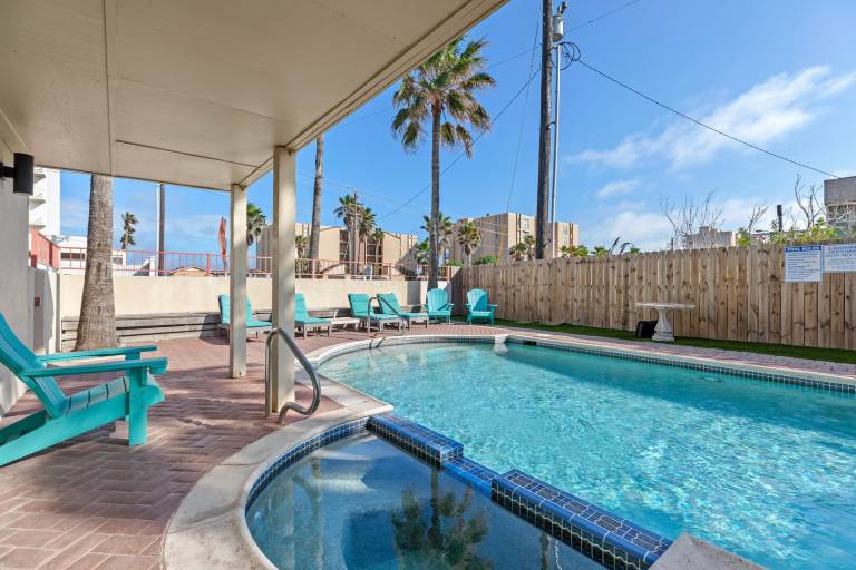 Children-friendly nice vacation home with garden, pool & patio | Close to the beach | Dogs allowed — photo 2