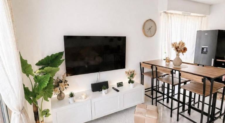 Apartment with patio — photo 4