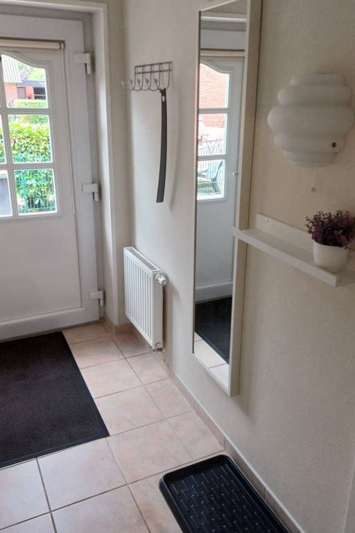 Apartment with garden & terrace — photo 5
