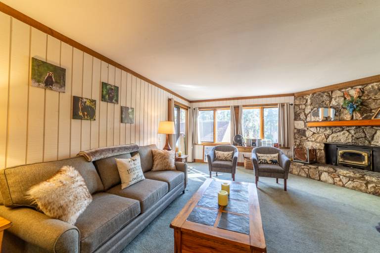 Condo  Mammoth Lakes