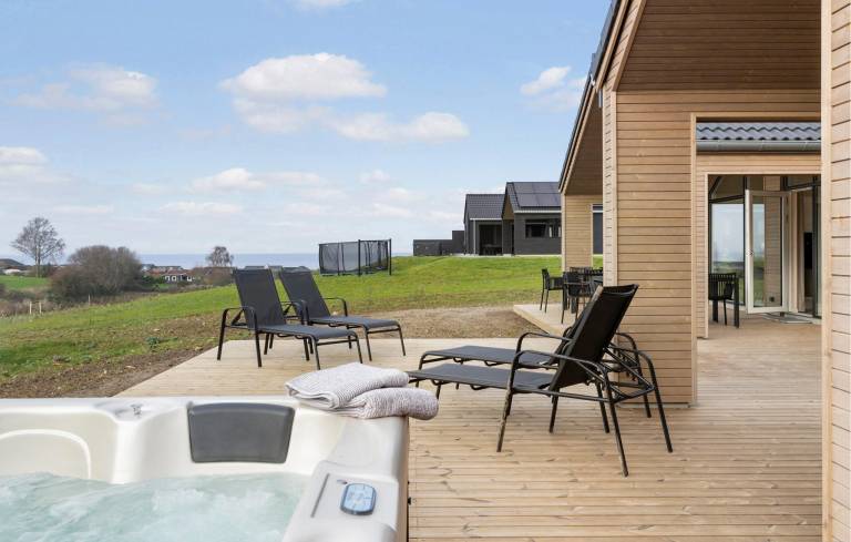 Ferienhaus mit Hund in Bogense Sogn f&uuml;r max. 18 Personen