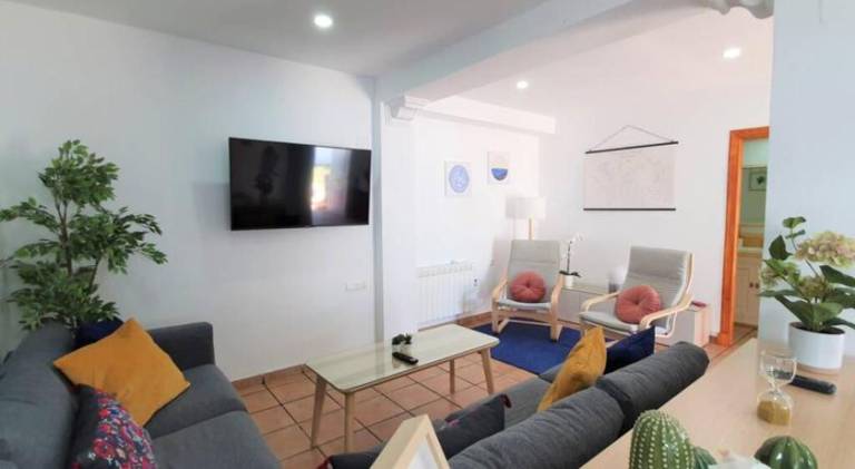 Vacation home with private pool, yard & terrace | Good for workation | Dogs allowed — photo 3