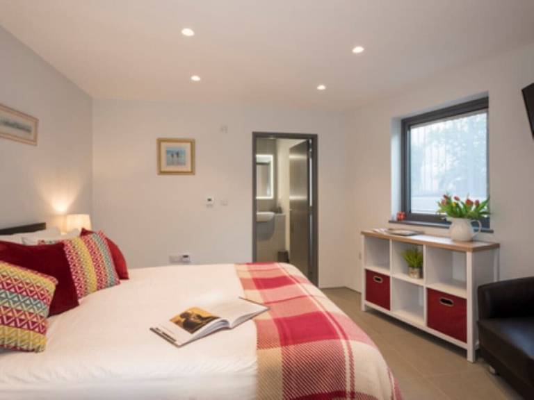 Apartment Plymouth