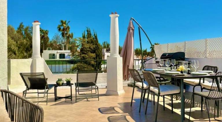 Vacation home with pool & patio | Pets allowed — photo 3
