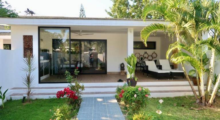 Jasmine Village — photo 3